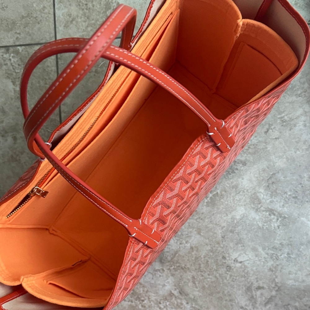 Designer Inspired Tote - image 8